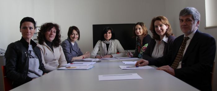 Da sinistra Sabrina Di Santolo, Nila Colledani, Gabriella Zuliani, Barbara Zanier, Erica Ietri, Marilena Migliorati, Fausto Freschi.